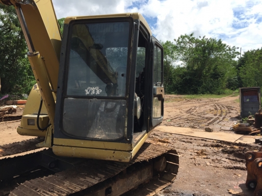 ขายรถแบคโฮ KOMATSU PC60-7 ระบบไฟเต็ม ไม่มีเอกสาร ราคา 680000