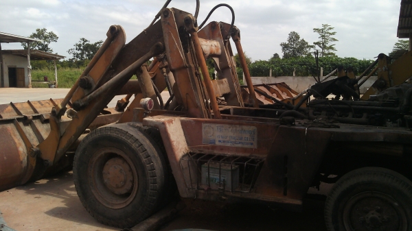 ขายรถตัก  TCM  SD 23