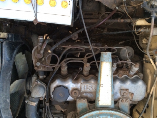 ขายอีสุ 35000ครับเครืองติด พร้อมโอนทะเบียนขาด1ปี098-1146417 0895498253