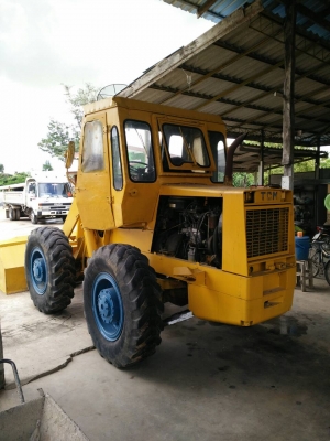 ขายรถตักล้อยาง TCM