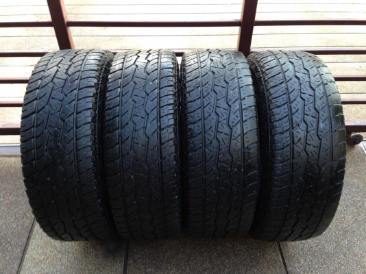 ยาง All Maxxis 235 70 15 กลางปี12 พร้อมใช้งาน ราคาไม่แพง