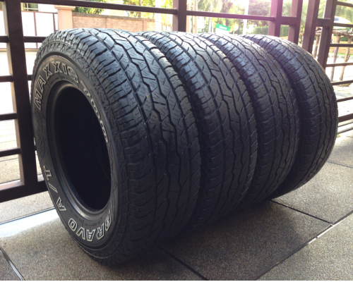 ยาง All Maxxis 235 70 15 กลางปี12 พร้อมใช้งาน ราคาไม่แพง