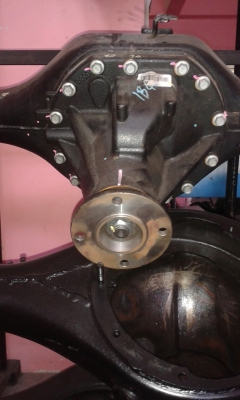 ขายเพลาท้าย นาวาร่า NP 300 ป้ายแดง สวยๆ ขายเพลาท้าย นาวาร่า NP 300 ป้ายแดง สวยๆ