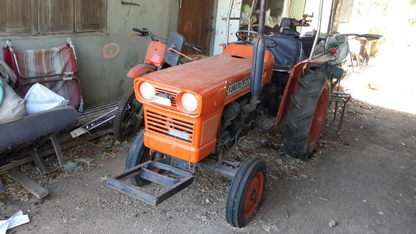 ขายคูโบต้า พร้อมใช้ สวยอุปกร ล้อเหล็ก คราด ผาน4 เทนเลอร์