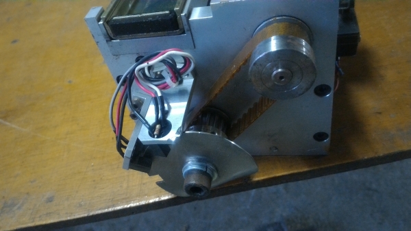 แท่นเลื่อนแกนเดียวขับเคลื่อนด้วยมอเตอร์ เดินห้น้า - ถอดหลังได้ มีลิมิตสวิทช์สั่งป้องกันการชน