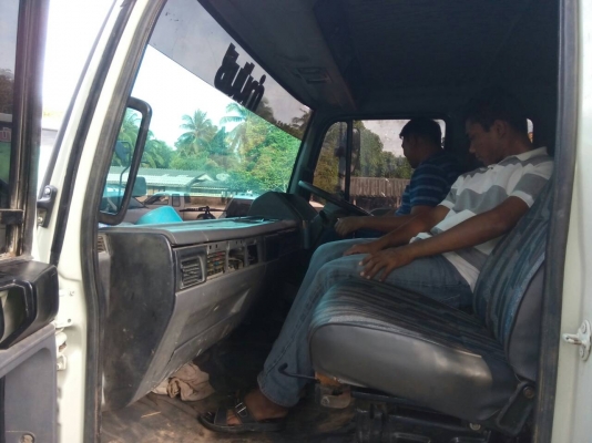 ขายรถบรรทุก 6 ล้อดัมพ์ HINO FF195 แรงม้า กระจกไฟฟ้า ยาง 1000 ราคา 650000