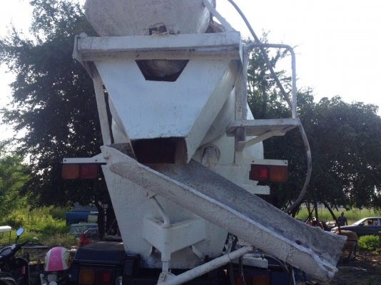 ขายด่วนรถโม้ตรง6คิวรถUDCWM430Mเครือง290แรงรถสวยมาก