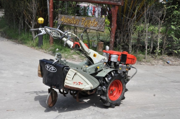 ขายรถพรวนดินyanmar Yc700 สภาพสวยเดิมจากญี่ปุ่น มีเกียร์ 28,000เท่านั้น