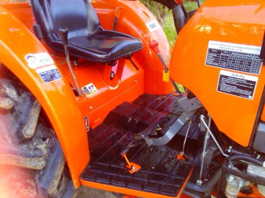 350,000รถไถ47 แรง  รุ่นใหม่400ชั่วโมงแท้ สวยๆกิ๊ฟๆครับ ขาย350,000