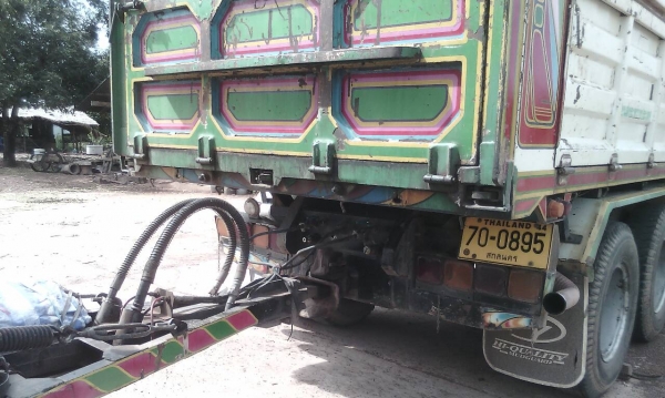 ขายด่วนรถสิบล้อM6ดั้มเกษตรแม่ลูกเครือง260แรงปี52รถสวยเดิม