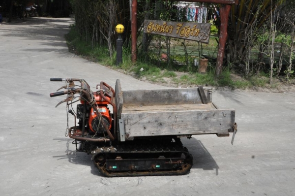 ขายรถบรรทุก ตีนตะขาบKUBOTA มีเกียร์ สภาพ เดิมญี่ปุ่น อะเนคประสงค์ 12,500เท่านั้น!! ขายรถบรรทุก ตีนตะขาบKUBOTA มีเกียร์ สภาพ เดิมญี่ปุ่น อะเนคประสงค์ 12,500เท่านั้น!!