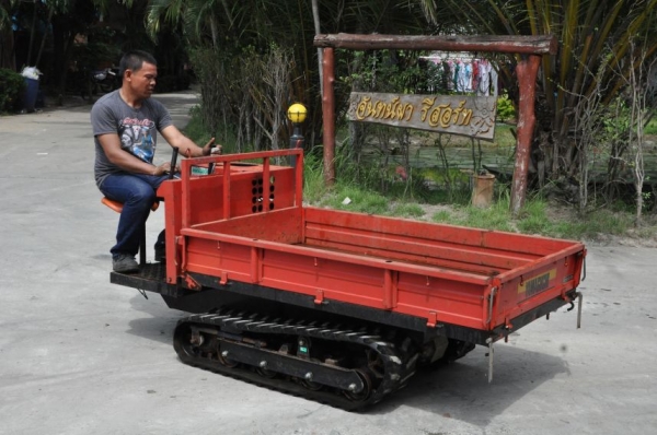 ขายรถบรรทุก ตีนตะขาบKUBOTA มีเกียร์ สภาพ เดิมญี่ปุ่น อะเนคประสงค์ 28,000เท่านั้น!!