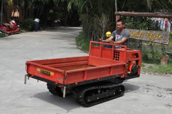 ขายรถบรรทุก ตีนตะขาบKUBOTA มีเกียร์ สภาพ เดิมญี่ปุ่น อะเนคประสงค์ 28,000เท่านั้น!!