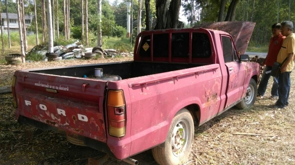 ขายรถกระบะฟอร์ดคูเรีย4ขอเบนซินช่วงสั้นพร้อมทะเบียน ขายรถกระบะฟอร์ดคูเรีย4ขอเบนซินช่วงสั้นพร้อมทะเบียน