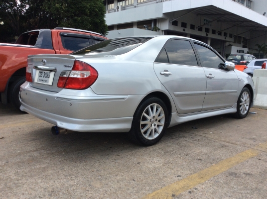 ขายล้อCAMRY ขอบ17 พร้อมยางปีใหม่คับ