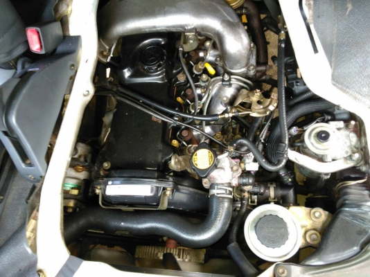 TOYOTA HIACE 3.0พาวเวอร์ปี03เบาะหนัง3แถวเต็ม