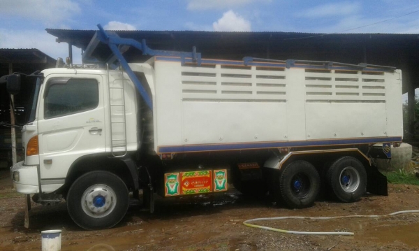 ขายด่วนครับ ISUZU DECA 320 ปี52 ดั้ม แม่ ลูก รถวิ่งอ้อยครับ รถสวย พร้อมใช้งาน มี 2 พ่วงครับ