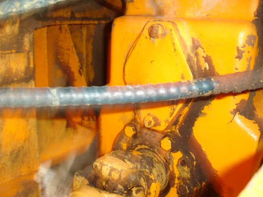 ขายรถตัก Komatsu 510 ; รถเก่าญี่ปุ่น 100\%;  สภาพสวยพร้อมใช้งานได้ทันที สนใจติดต่อ 081-9485494