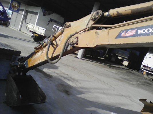 ขายแมคโคKomatsu pc40-6 สภาพใช้งานได้ดี ช่วงล่างแน่นเครื่องดี พร้อมใช้งาน เอกสารสัญญาซื้อขายครบ 250,000-ต่อลองได้เสย...