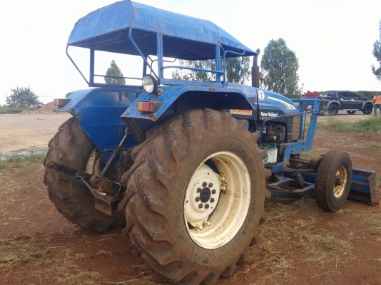 ขายรถไถ FORD 6610T3 สภาพพร้อมใช้งาน เครื่องเกียร์ดี ยางสวย อุปกรณ์ 5ชิ้น ราคาเบาๆครับ