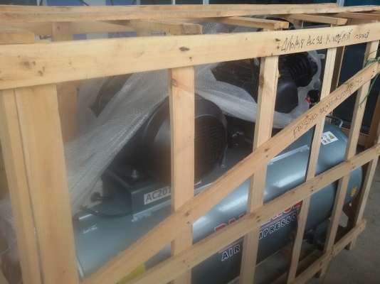 ขายปั๊มลม 300ลิตร 10 HPมอเตอร์7.5kwไฟ3สาย380โวล15แอม