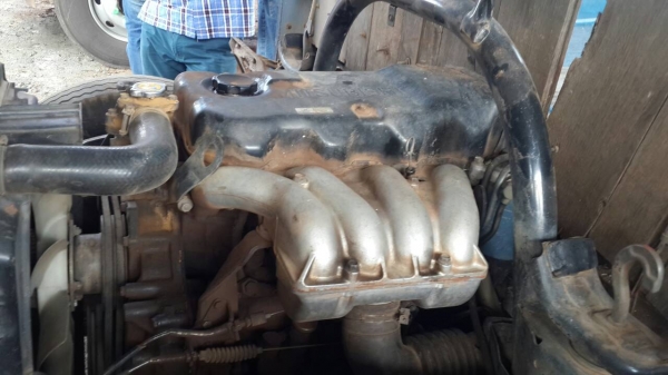 ขายหกล้อ MITSUBISHI 6ล้สภาพพร้อใใช้งาน เครื่องดี ยางสวย หัวเดิมบาง เอกสารเล่มทะเบียนพร้อมโอน