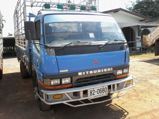 ขายหกล้อ MITSUBISHI 6ล้สภาพพร้อใใช้งาน เครื่องดี ยางสวย หัวเดิมบาง เอกสารเล่มทะเบียนพร้อมโอน