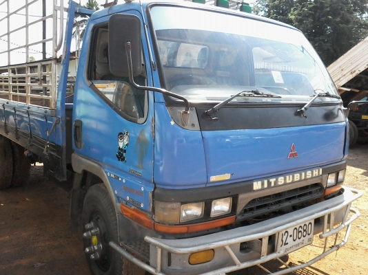 ขายหกล้อ MITSUBISHI 6ล้สภาพพร้อใใช้งาน เครื่องดี ยางสวย หัวเดิมบาง เอกสารเล่มทะเบียนพร้อมโอน