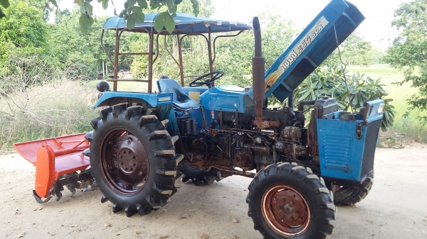 จัดส่ง อ.อู่ทอง จ.สุพรรณบุรี ขอบคุณครับขายรถไถแชมป์ 354 โฟวิน 4×4 35 แรง พวงมาลัยพาวเวอร์ พร้อมโรตารี่ พร้อมใช้งาน จัดส่ง อ.อู่ทอง จ.สุพรรณบุรี ขอบคุณครับขายรถไถแชมป์ 354 โฟวิน 4×4 35 แรง พวงมาลัยพาวเวอร์ พร้อมโรตารี่ พร้อมใช้งาน