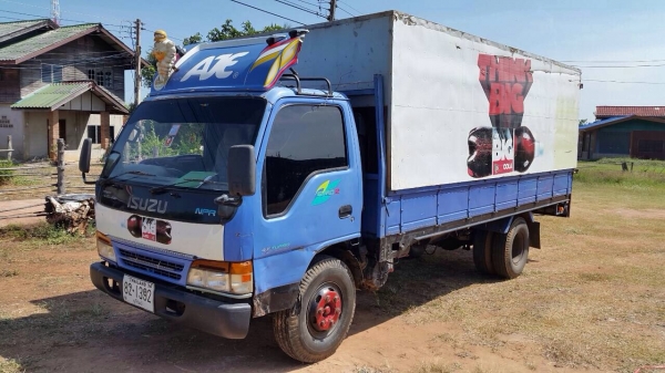 ISUZU NPR 71PY52Yเครื่องEHG1- 130แรงม้า รถปี 44 ( ราคา 388,000บาท) กระบะยาว 4.30 เมตร เกียร์สั้น เคร
