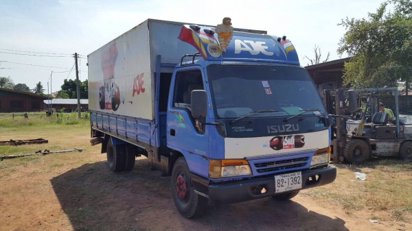 ISUZU NPR 71PY52Yเครื่องEHG1- 130แรงม้า รถปี 44 ( ราคา 388,000บาท) กระบะยาว 4.30 เมตร เกียร์สั้น เคร ISUZU NPR 71PY52Yเครื่องEHG1- 130แรงม้า รถปี 44 ( ราคา 388,000บาท) กระบะยาว 4.30 เมตร เกียร์สั้น เคร