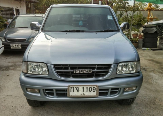 Isuzu cab4 LS 4WD turbo 2001 ถูกสุดๆ Isuzu cab4 LS 4WD turbo 2001 ถูกสุดๆ