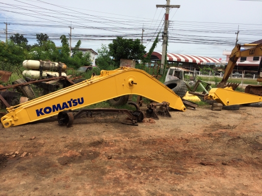 ขาย  KOMATSU PC200 รุ่น7-8 ราคา 100000 บาท