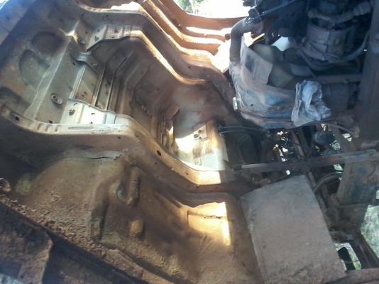 ขายสิบล้อ เทรลเลอร์ ISUZU 2เพลาใหญ่หมวกเจ็ก เครื่อง175 แรงม้า คัชชีสวย หางใหญ่มาตราฐาน  ยางดีทั้งสิบเส้น พ่วงมาลัยเพาเวอร์ เบรคกึ่งทริฟฟี่ เอกสารสัญญาซื้อขาย