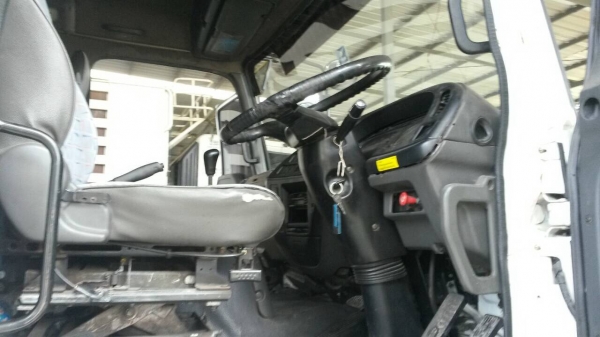 หัวลาก320พร้อมหางสามเพลา