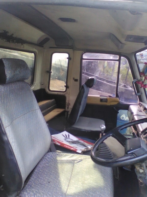 นิสสันยูดี430  NissanUD430