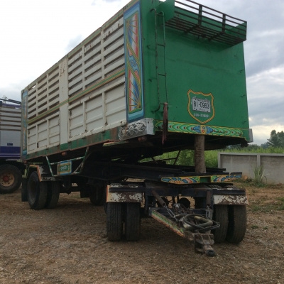 ลูกพ่วงสองเพลาดั้ม.