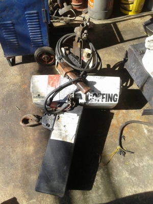 รอกไฟฟ้า 230/450v 2ตัน พร้อมตัวเดินรอก นำเข้าจากนอก