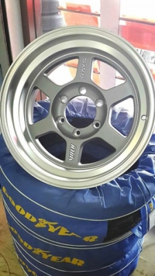 ขายล้อใหม่  TE 37V  8 x 17  ET ลบ 15 สวยๆ เชิญครับ