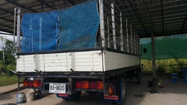 ขาย Hino Mega 150 hp ยาว 5.5 ม. ขาย Hino Mega 150 hp ยาว 5.5 ม.