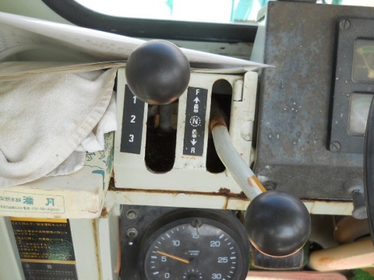 ถึงไทยแล้วจ้า KOMATSU 515-2 เครื่อง komatsu สภาพเดิมๆ สวย พร้อมใช้งาน นำเข้าจากญี่ปุ่น โทร.090-986-2521 อ๊อบ