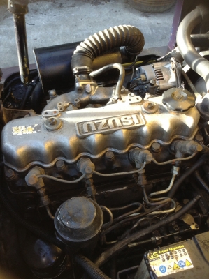 +++ ขายโฟล์คลิฟท์  KOMATSU FD30-11  ขนาด 3  ตัน  เครื่องยนต์ดีเซล ISUZU  เสา  3  เมตร  เกียร์ธรรมดา  งา 1,070  มม.  ยางลมครับ