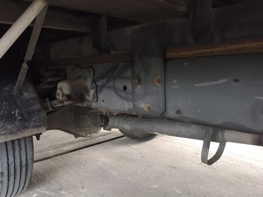 ขายHINO.Euro3.ซี่รี่ย์500. FC9JJLA เครื่องคอมมอนเรล.  175เเรงม้า.  เบรคจิ๊ฟฟี่ยาว 5.6เมตรตู้3บานปี2555(2012)สภาพสวยใครต้องการไม่ผิดหวังราคา990,000บาทจัดไฟเเนนได้ดูรถได้ที่เต็นท์รถ JJ.AUTOCAR 2 หลังวัดจันทราราม ติดถนนเพชรเกษมก.ม.ที่68.5 ฝั่งขาเข้านครปฐม-กร