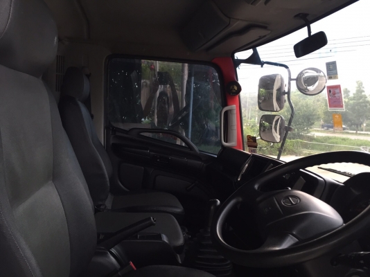 ขายHINO.Euro3.ซี่รี่ย์500. FC9JJLA เครื่องคอมมอนเรล.  175เเรงม้า.  เบรคจิ๊ฟฟี่ยาว 5.6เมตรตู้3บานปี2555(2012)สภาพสวยใครต้องการไม่ผิดหวังราคา990,000บาทจัดไฟเเนนได้ดูรถได้ที่เต็นท์รถ JJ.AUTOCAR 2 หลังวัดจันทราราม ติดถนนเพชรเกษมก.ม.ที่68.5 ฝั่งขาเข้านครปฐม-กร