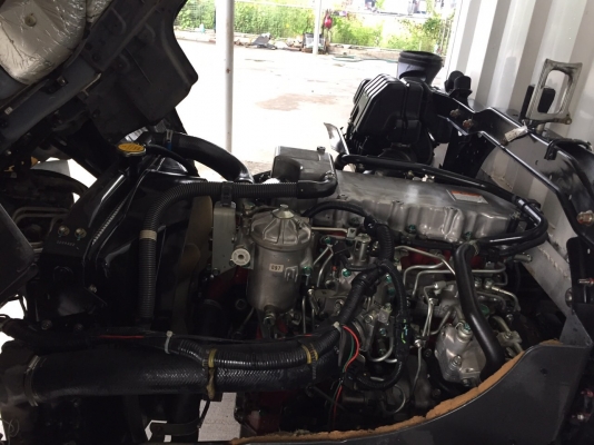 ขายHINO.Euro3.ซี่รี่ย์500. FC9JJLA เครื่องคอมมอนเรล.  175เเรงม้า.  เบรคจิ๊ฟฟี่ยาว 5.6เมตรตู้3บานปี2555(2012)สภาพสวยใครต้องการไม่ผิดหวังราคา990,000บาทจัดไฟเเนนได้ดูรถได้ที่เต็นท์รถ JJ.AUTOCAR 2 หลังวัดจันทราราม ติดถนนเพชรเกษมก.ม.ที่68.5 ฝั่งขาเข้านครปฐม-กร