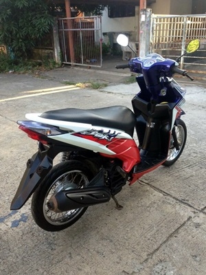 คลิกไอ ไมล์ขาวปี54 เครื่องดี คลิกไอ ไมล์ขาวปี54 เครื่องดี