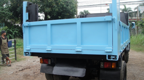 ISUZU NPR ดั๊ม5คิว เครื่อง115แรง เฟืองท้ายเอฟ แอร์ เพาเวอร์ ฟิล์ม รถพร้อมใช้ ราคาถูก