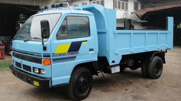 ISUZU NPR ดั๊ม5คิว เครื่อง115แรง เฟืองท้ายเอฟ แอร์ เพาเวอร์ ฟิล์ม รถพร้อมใช้ ราคาถูก