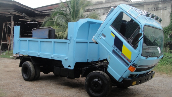 ISUZU NPR ดั๊ม5คิว เครื่อง115แรง เฟืองท้ายเอฟ แอร์ เพาเวอร์ ฟิล์ม รถพร้อมใช้ ราคาถูก