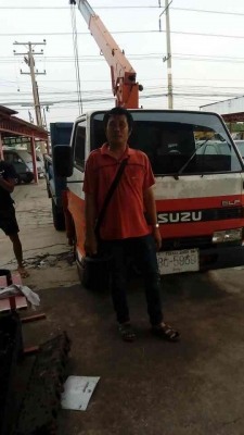 รถบรรทุกติดเครน ISUZU NKR เครนขนาด 2.5ตัน จดทะเบียน ปี 2536  เครื่อง 110 แรงม้า